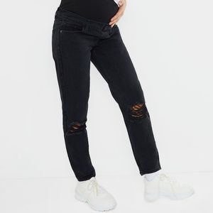 PrettyLittleThing Maternity Black Washed Black Ripped Knee Mom Jeans